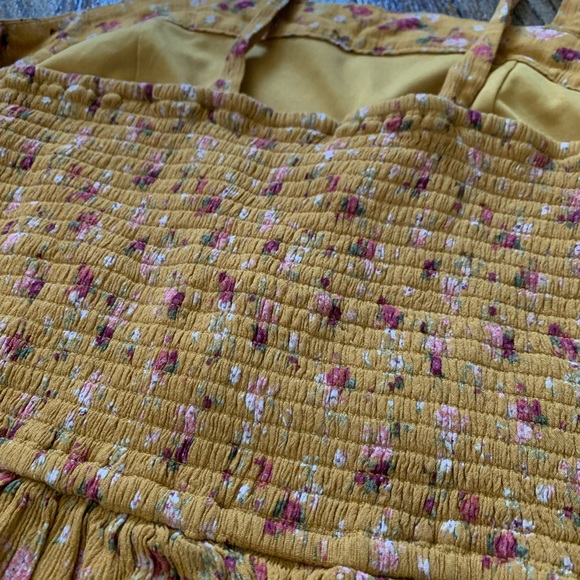 Mustard yellow dress - Picture 4 of 8